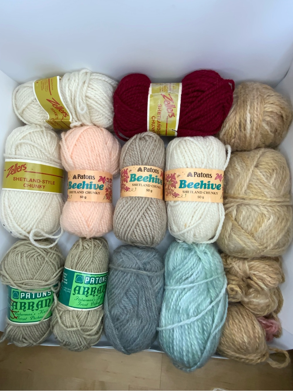yarn lot vintage wool patons beehive sellers arran 12+ skeins